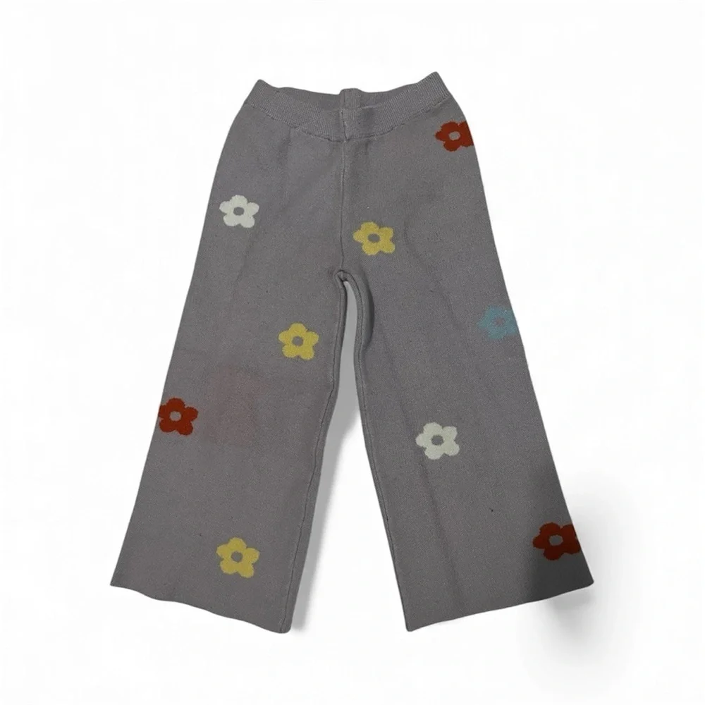 SHEIN Kids Gray Set with Colorful Floral Design